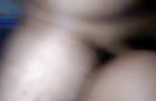 सेक्स पोर्न बेब पर एक संभोग video पालना