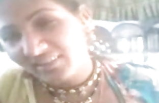 सेक्स पोर्न पोशाक पर रे इंडियन मूवी सेक्सी से प्यारी