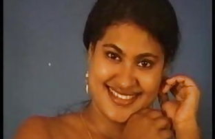 सेक्स पोर्न पापा ने बेटी असलील मूवी के साथ रेप किया ।