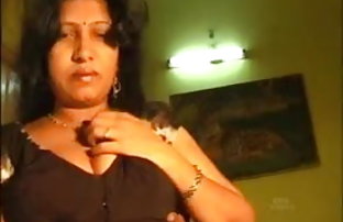 सेक्स पोर्न सेक्स के साथ 18 वर्ष पुराना देसी गर्ल इंडियन वर्जिन
