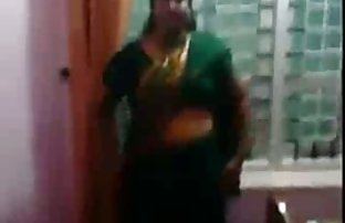 सेक्स पोर्न बालों वाली पेशाब के अपने xxxnx कॉम माँ